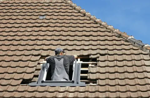 Pose de velux - Savignac Lédrier
